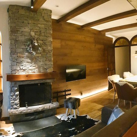 Casa Matilda - Apartamento Con Chimenea, Vistas, Rustico-Elegante En El Centro Sant Joan de les Abadesses Eksteriør bilde