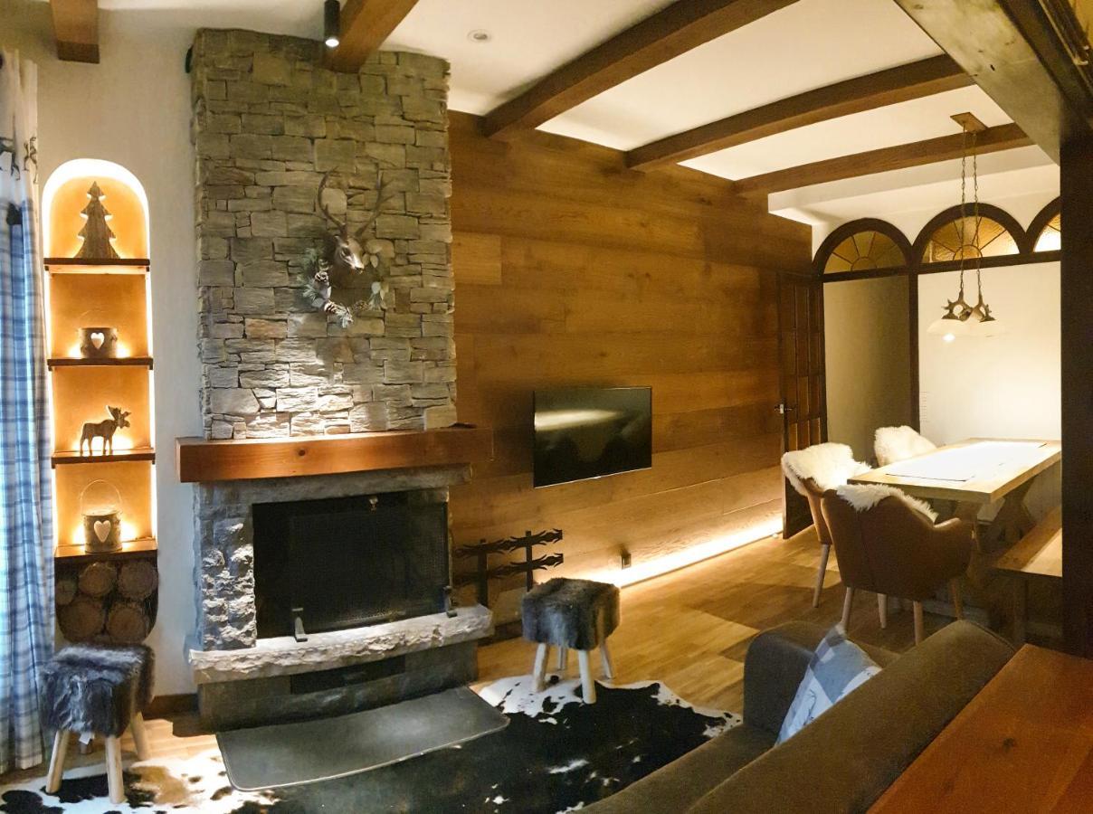 Casa Matilda - Apartamento Con Chimenea, Vistas, Rustico-Elegante En El Centro Sant Joan de les Abadesses Eksteriør bilde
